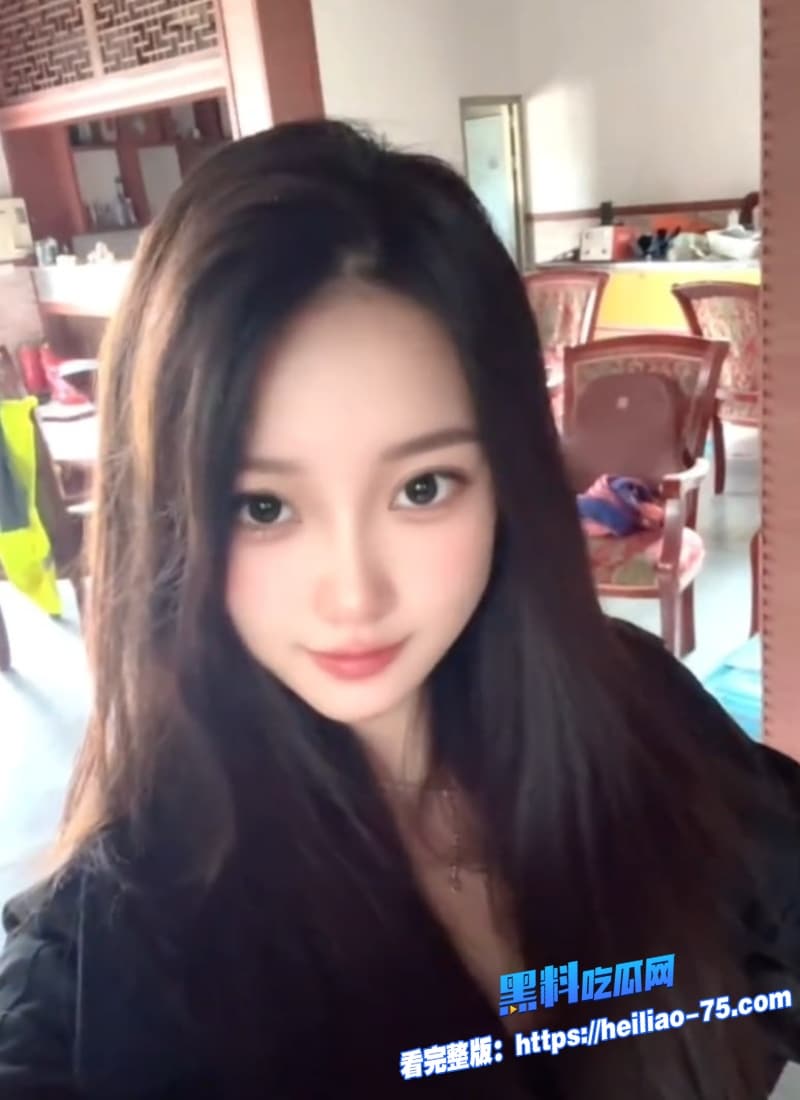 真实兄妹乱伦亲哥哥猛操清纯妹妹无套内射骚穴操得她浪叫不止整个画面既淫荡又诱惑4
