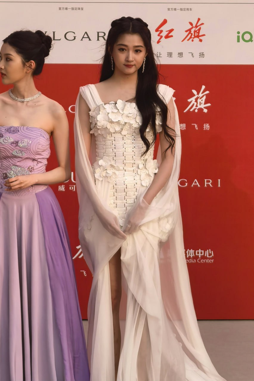鹿晗关晓彤
