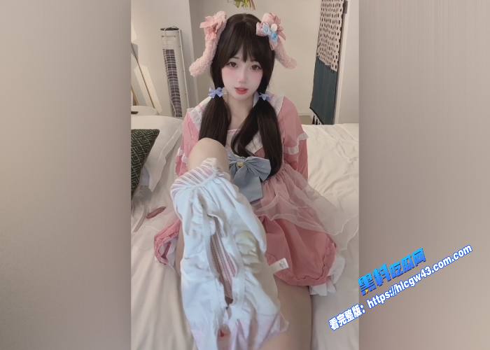 B站萝莉up奶芙洛丽塔服装高价会员视频流出对着镜头特写骚穴用内裤抚摸小穴自慰 图6WH700x500px B站萝莉up奶芙洛丽塔服装高价会员视频流出对着镜头特写骚穴用内裤抚摸小穴自慰 图6WH700x500px