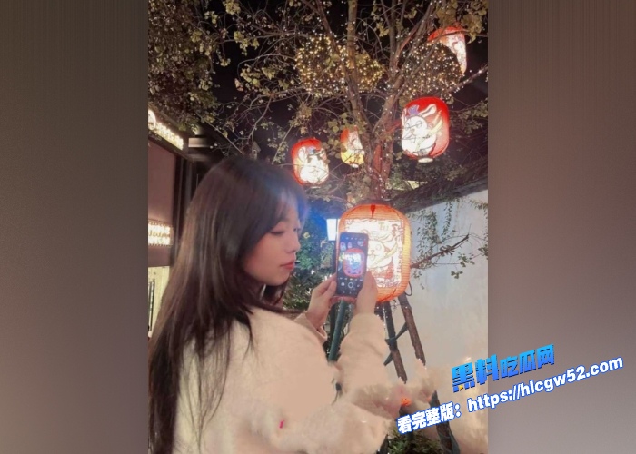 福州某区检察院张诗苾被爆操视频曝光工作中高高在上的检察官甘愿做主人的母狗精盆肉便器 图1WH700x500px 福州某区检察院张诗苾被爆操视频曝光工作中高高在上的检察官甘愿做主人的母狗精盆肉便器 图1WH700x500px