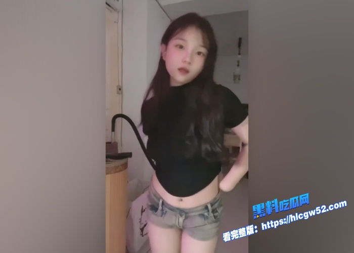 抖音甜美萌妹牛油果目前已跑路大尺度反差裸舞视频曝光性感豪乳道具自慰小骚穴淫水狂喷 图2WH700x500px 抖音甜美萌妹牛油果目前已跑路大尺度反差裸舞视频曝光性感豪乳道具自慰小骚穴淫水狂喷 图2WH700x500px