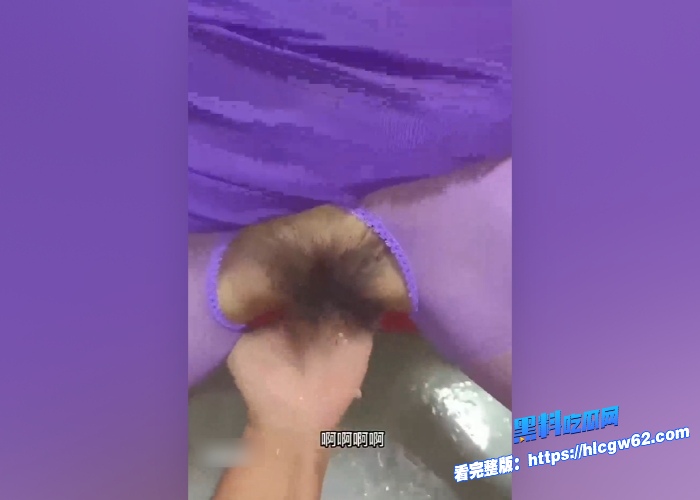 真实乱伦身穿旗袍打扮成民国贵妇的大嫂被我三言两语挑逗脱下她的伪装里面竟然是深蓝魅惑胸罩大奶子呼之欲出淫水比尿多潮喷震撼 图14 真实乱伦身穿旗袍打扮成民国贵妇的大嫂被我三言两语挑逗脱下她的伪装里面竟然是深蓝魅惑胸罩大奶子呼之欲出淫水比尿多潮喷震撼 图14