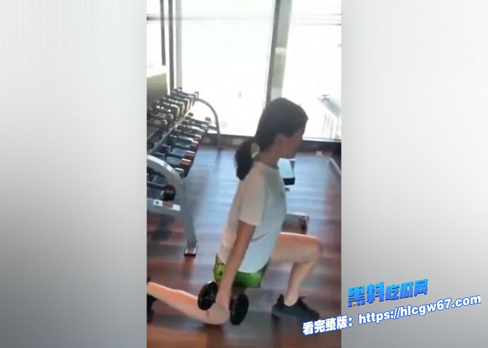 广州气质英语老师被自己无能绿帽丈夫送给白人老外内射这女婊子也挺开心能被大屌爆操对白精彩 10 广州气质英语老师被自己无能绿帽丈夫送给白人老外内射这女婊子也挺开心能被大屌爆操对白精彩 10