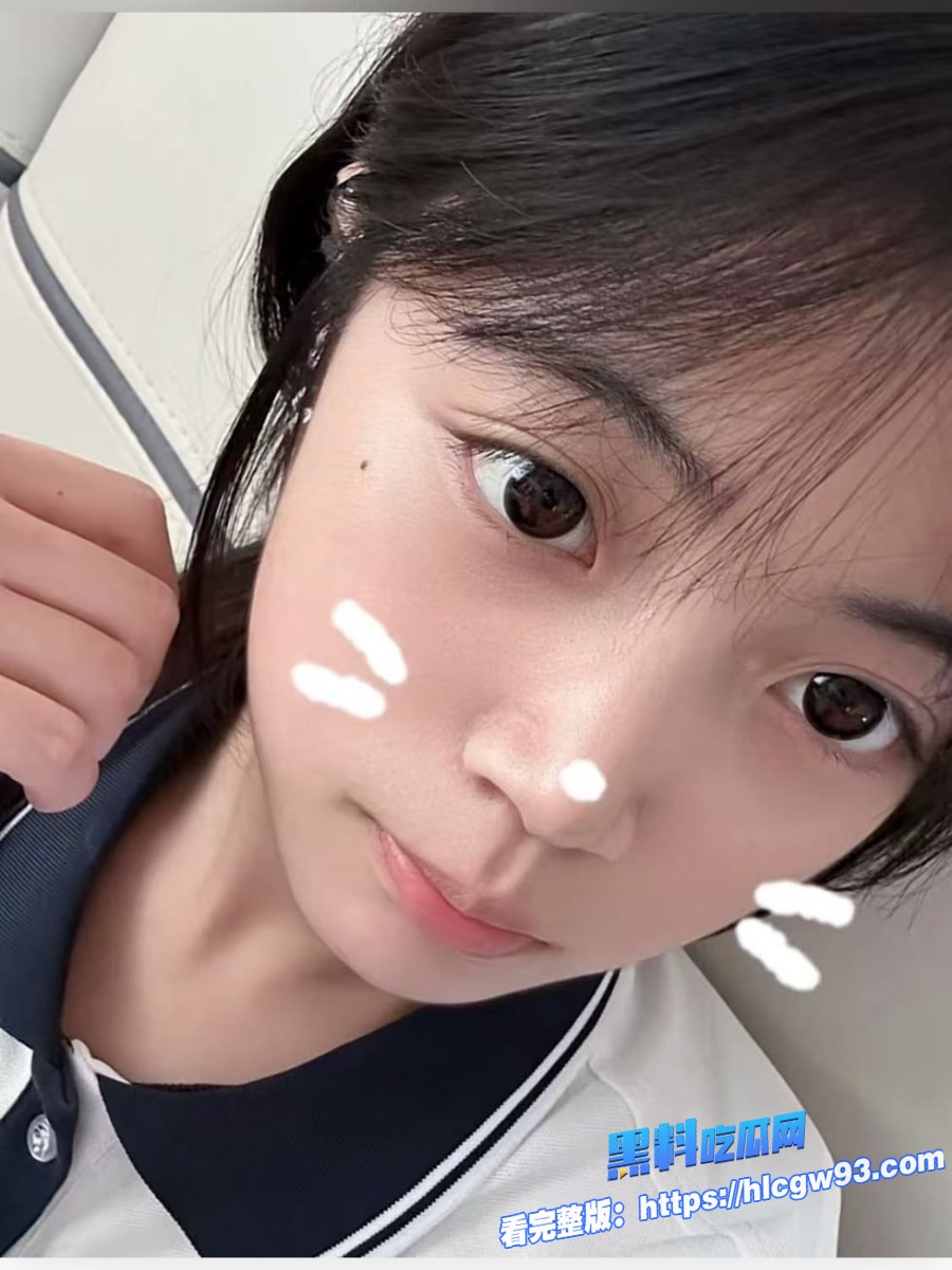 国风美少女汉服和男友直播下海视频流出 2 国风美少女汉服和男友直播下海视频流出 2
