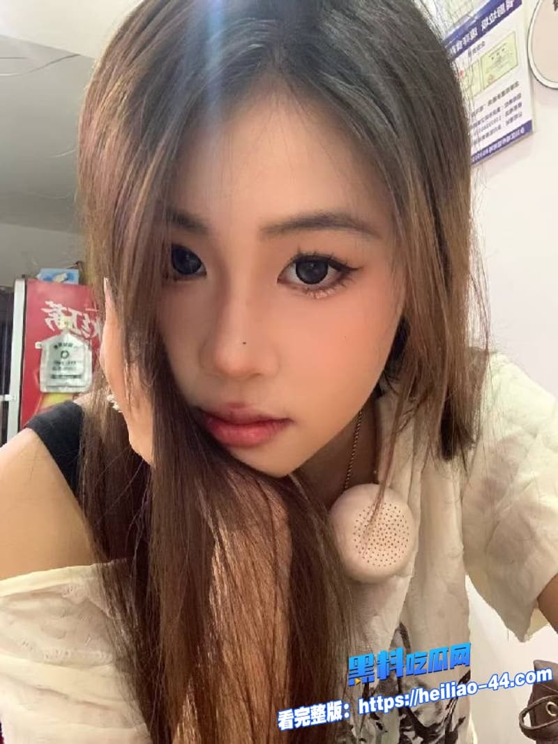 海角乱伦哥哥精虫上脑直接带妹妹去小区阅览室开干后入疯狂打桩刺激度直接拉满1 海角乱伦哥哥精虫上脑直接带妹妹去小区阅览室开干后入疯狂打桩刺激度直接拉满1