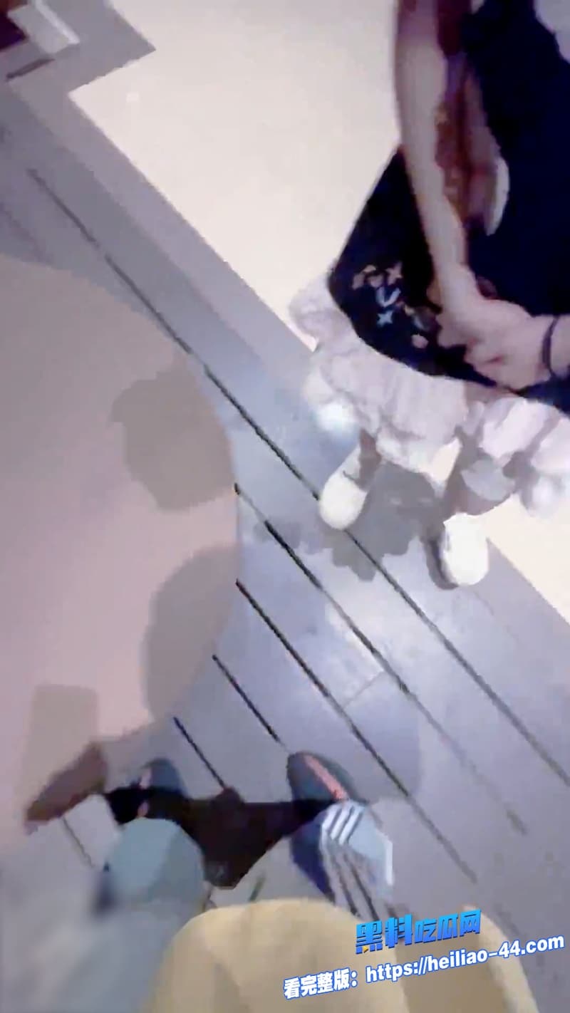 海角乱伦哥哥精虫上脑直接带妹妹去小区阅览室开干后入疯狂打桩刺激度直接拉满7 海角乱伦哥哥精虫上脑直接带妹妹去小区阅览室开干后入疯狂打桩刺激度直接拉满7