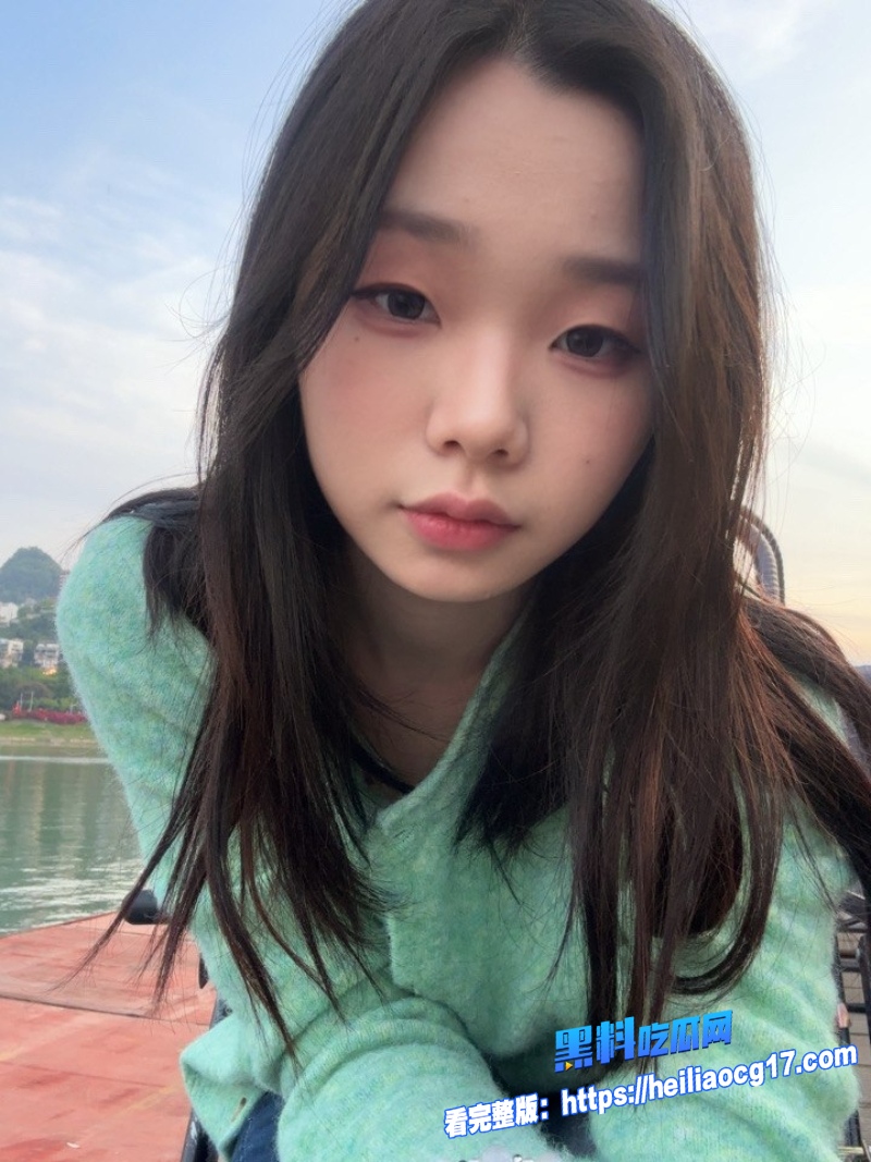 重庆万州大学生杨露1