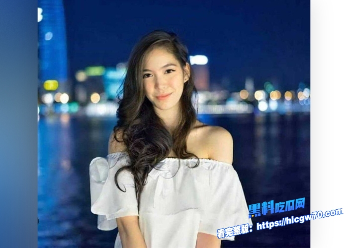 新加坡知名网红气质女神Bunnyjanjan经典实录性爱超长完整版视频流出各种男友角度直呼过瘾 8