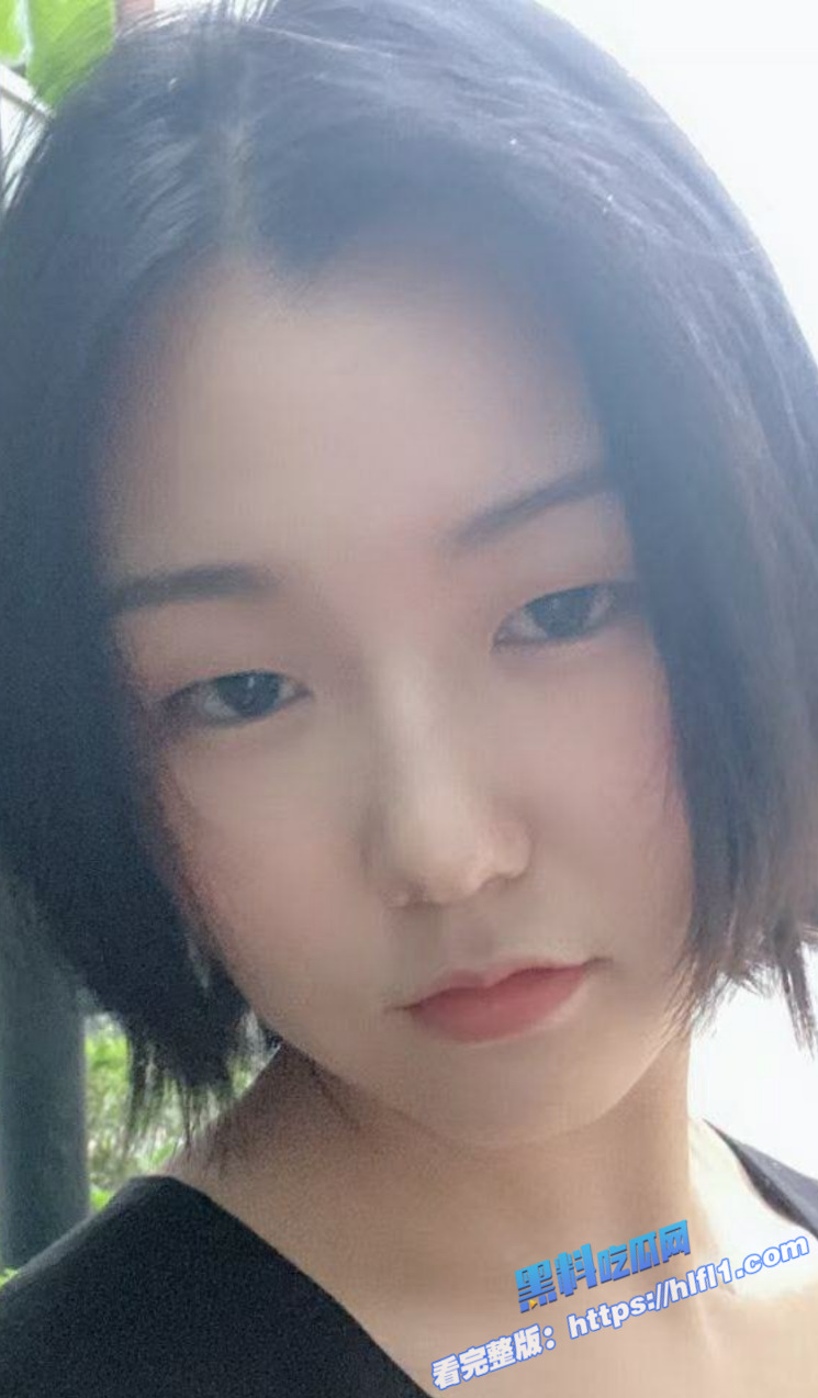 南京大学反差婊 张依依 学生妹和前男友分手 被前男友报复曝光私密视频！3