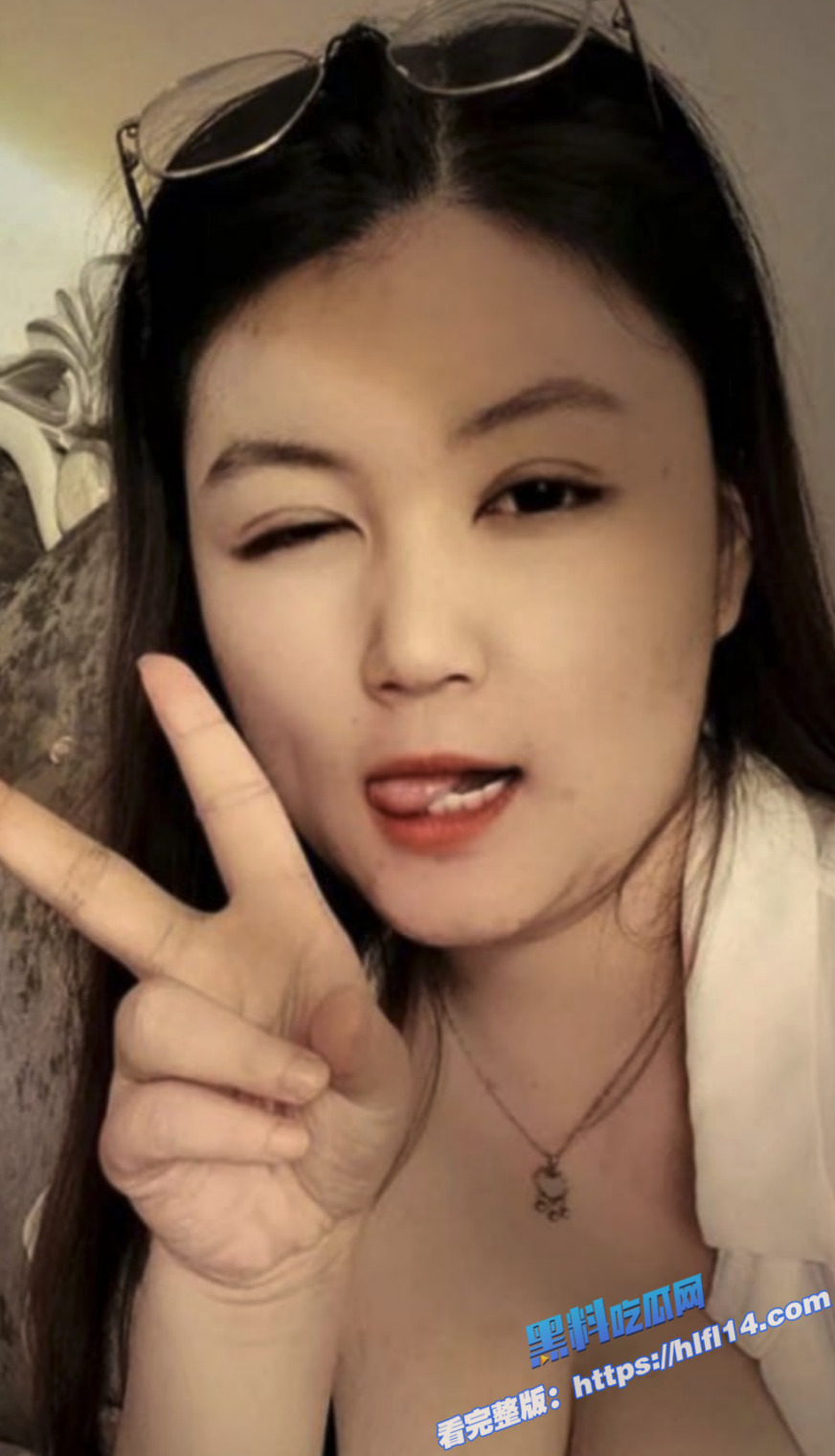 四川广安母猪 桃子姐姐 三通已开发，口爆内射爆菊花，奶子是真的大2