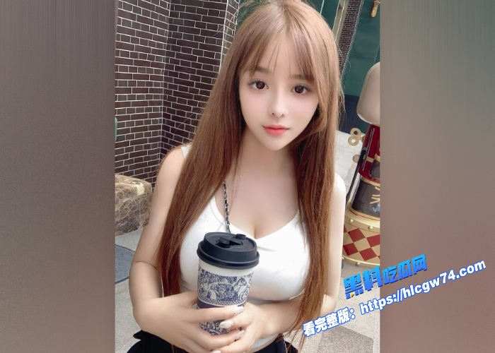 海角乱伦巨乳表姐一边练瑜伽一边遭表弟咸猪手练完瑜伽后直接上演激情戏码被表弟后入爆操无套中出这大奶子是真的大 图4 海角乱伦巨乳表姐一边练瑜伽一边遭表弟咸猪手练完瑜伽后直接上演激情戏码被表弟后入爆操无套中出这大奶子是真的大 图4