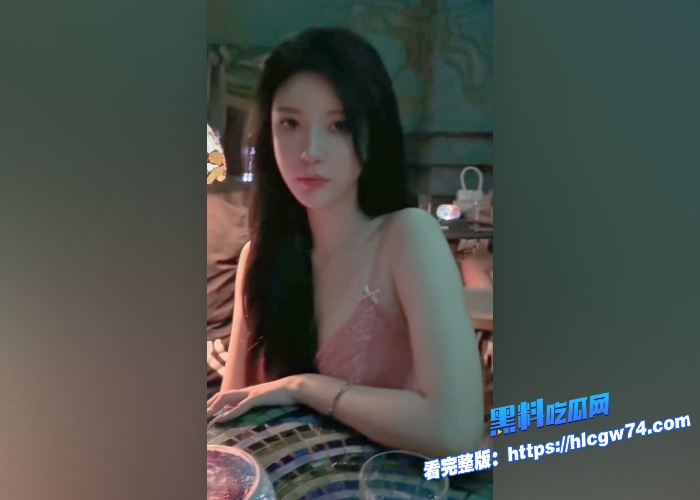 抖音13万粉丝抖音颜值网红Wasasa高颜值御姐给土豪粉丝口爆吞精视频曝光十分漂亮酥软淫叫听都能听硬 图5 抖音13万粉丝抖音颜值网红Wasasa高颜值御姐给土豪粉丝口爆吞精视频曝光十分漂亮酥软淫叫听都能听硬 图5