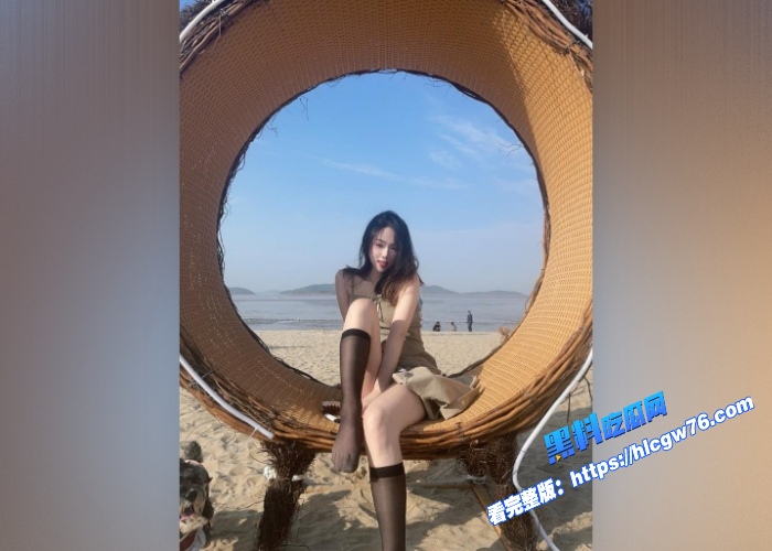 河北沧州大学女辅导老师激战流出火辣身材主动勾引男学生黑丝情趣装异常风骚 图1 河北沧州大学女辅导老师激战流出火辣身材主动勾引男学生黑丝情趣装异常风骚 图1