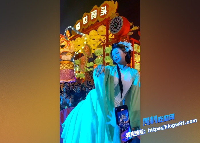 全网百万粉丝河头老街不倒翁女孩05年孙鹤滋竟然被河头老街团长大叔李维金PUA自慰视频裸照全网曝光 图4 全网百万粉丝河头老街不倒翁女孩05年孙鹤滋竟然被河头老街团长大叔李维金PUA自慰视频裸照全网曝光 图4