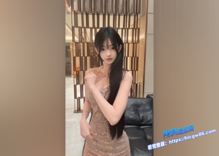 网红童颜巨乳绿小林子炸裂来袭 7 网红童颜巨乳绿小林子炸裂来袭 7