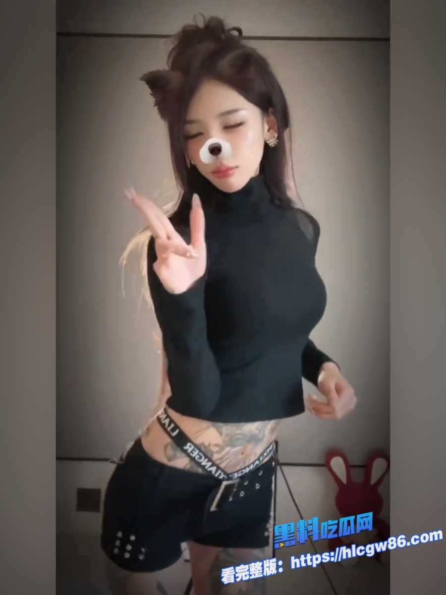粉嫩精神小妹的直播视频居然泄露了 4 粉嫩精神小妹的直播视频居然泄露了 4