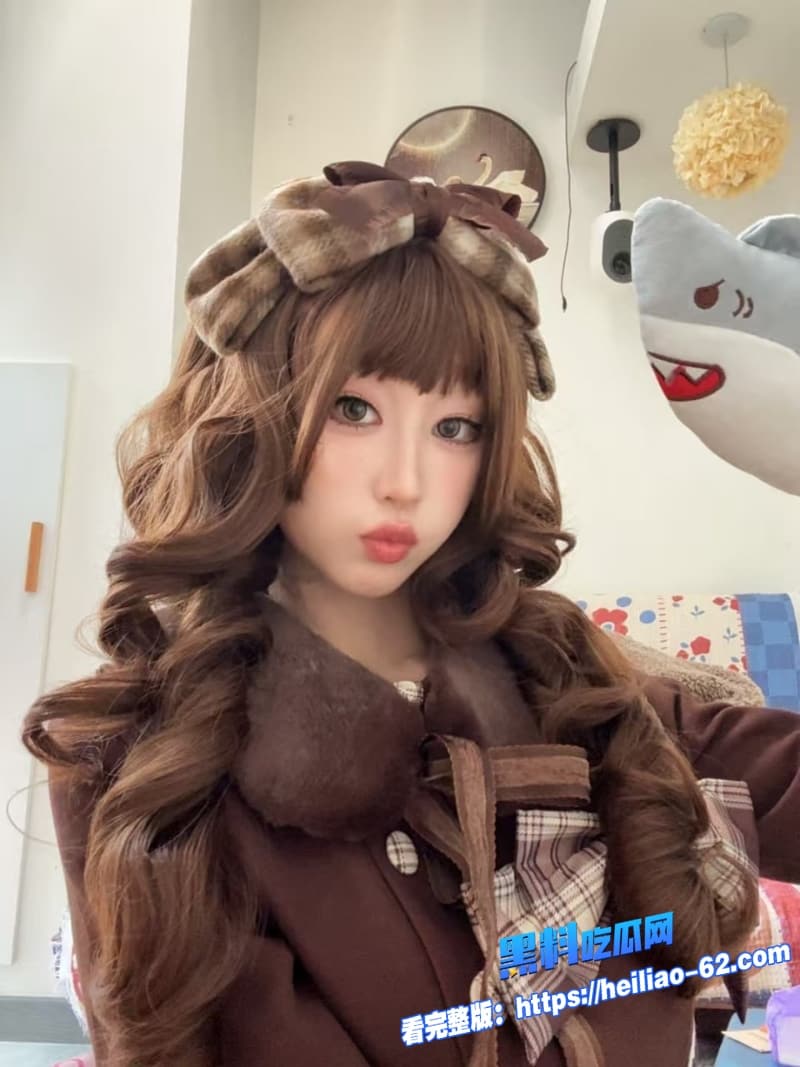 海角兄妹乱伦酒后哥哥暴虐巨乳妹妹从床上干到露台全程高潮不断1