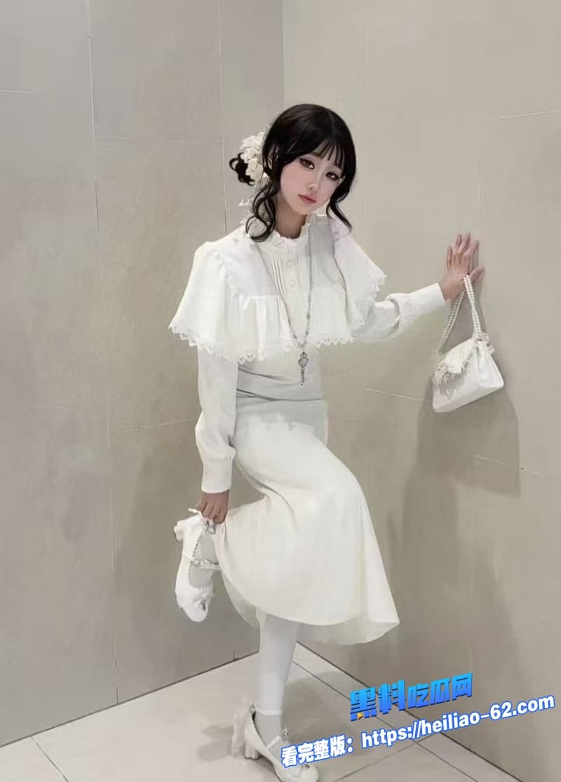 海角兄妹乱伦酒后哥哥暴虐巨乳妹妹从床上干到露台全程高潮不断4
