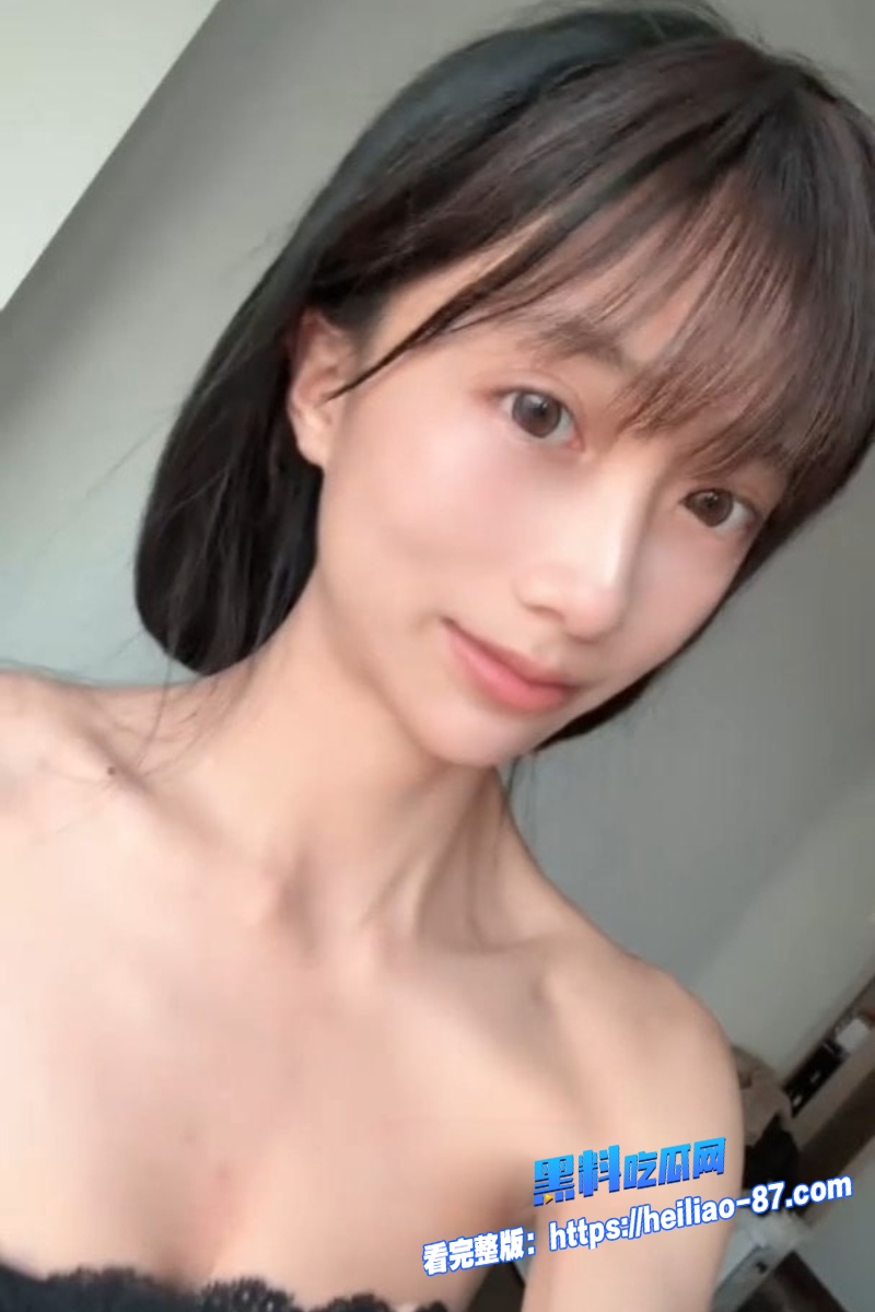 抖音B站50万粉甜妹 李晴雪 直播玩脱 大航海专属扣逼自慰被永封 尺度直接拉满爽翻天2