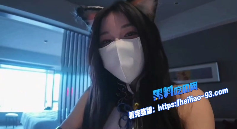 成都29岁粉丝约会沉浸式兔女郎爆操白虎嫩逼两小时三炮性感少妇母狗属性完全觉醒图2