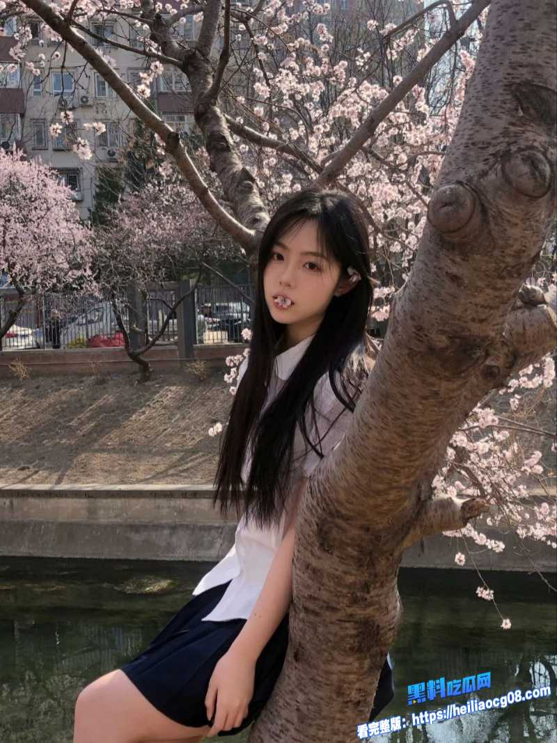 高颜值冷白皮精神小妹5 高颜值冷白皮精神小妹5