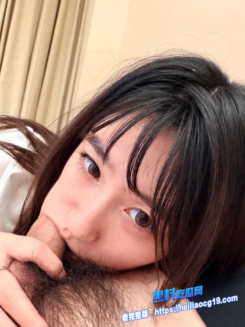精神小妹自拍视频 6