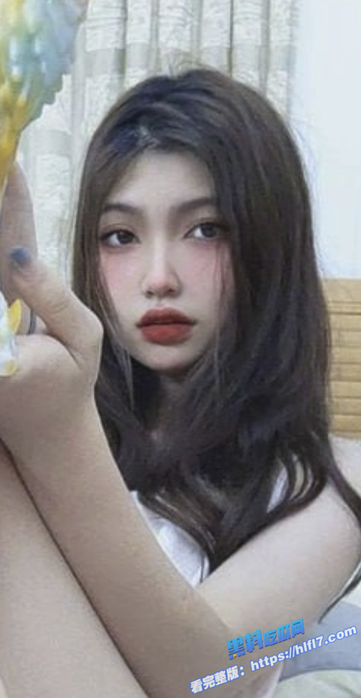 推特福利姬  桃野桃离taoye 极品萝莉小母狗 拿大假屌自慰插逼 干到喷水画面炸裂！1