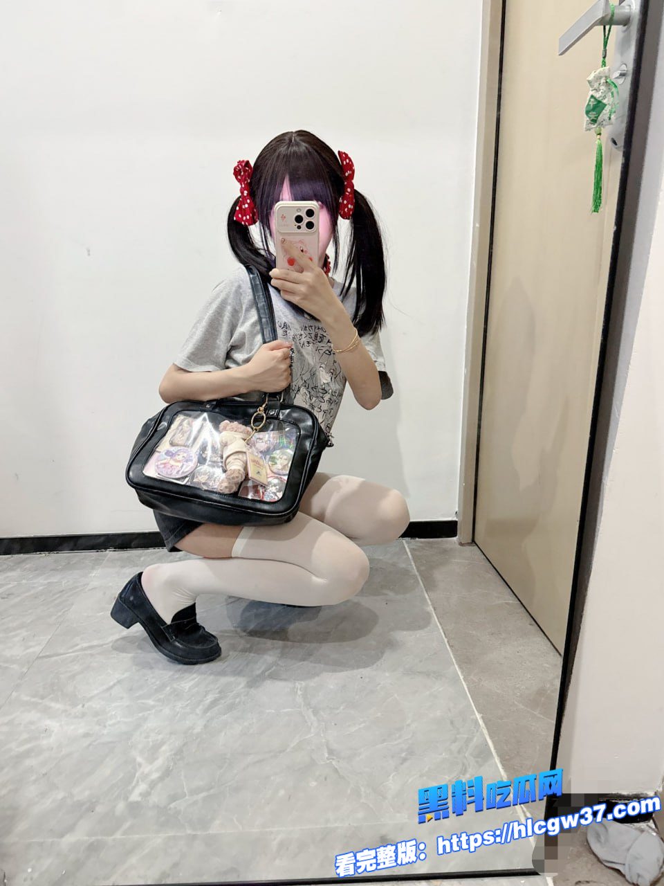 顶级双马尾萝莉香蕉不呐呐姬小兔大尺度视频流出无毛白虎嫩穴让人想舔 4