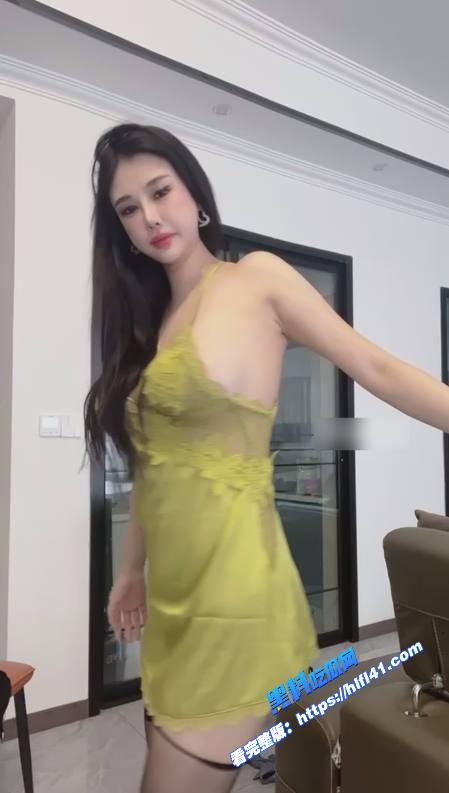 快手高颜值巨乳少妇崔树媛自慰风骚热舞视频流出黑丝高跟掰穴道具抽插淫水如小溪流出 图5
