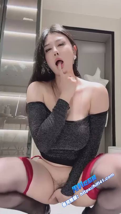 快手高颜值巨乳少妇崔树媛自慰风骚热舞视频流出黑丝高跟掰穴道具抽插淫水如小溪流出 图11
