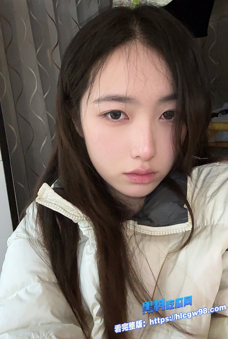 湖南高颜值巨乳御姐李婷被富豪金主包养2