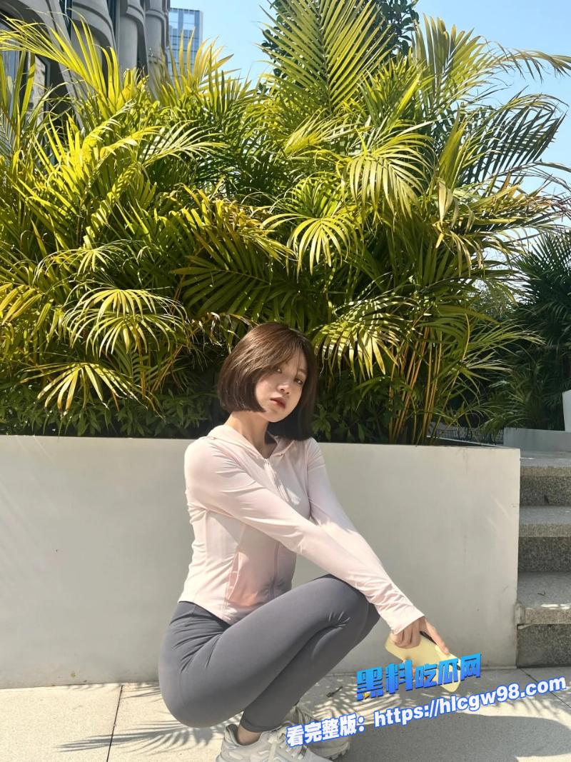 湖南高颜值巨乳御姐李婷被富豪金主包养5