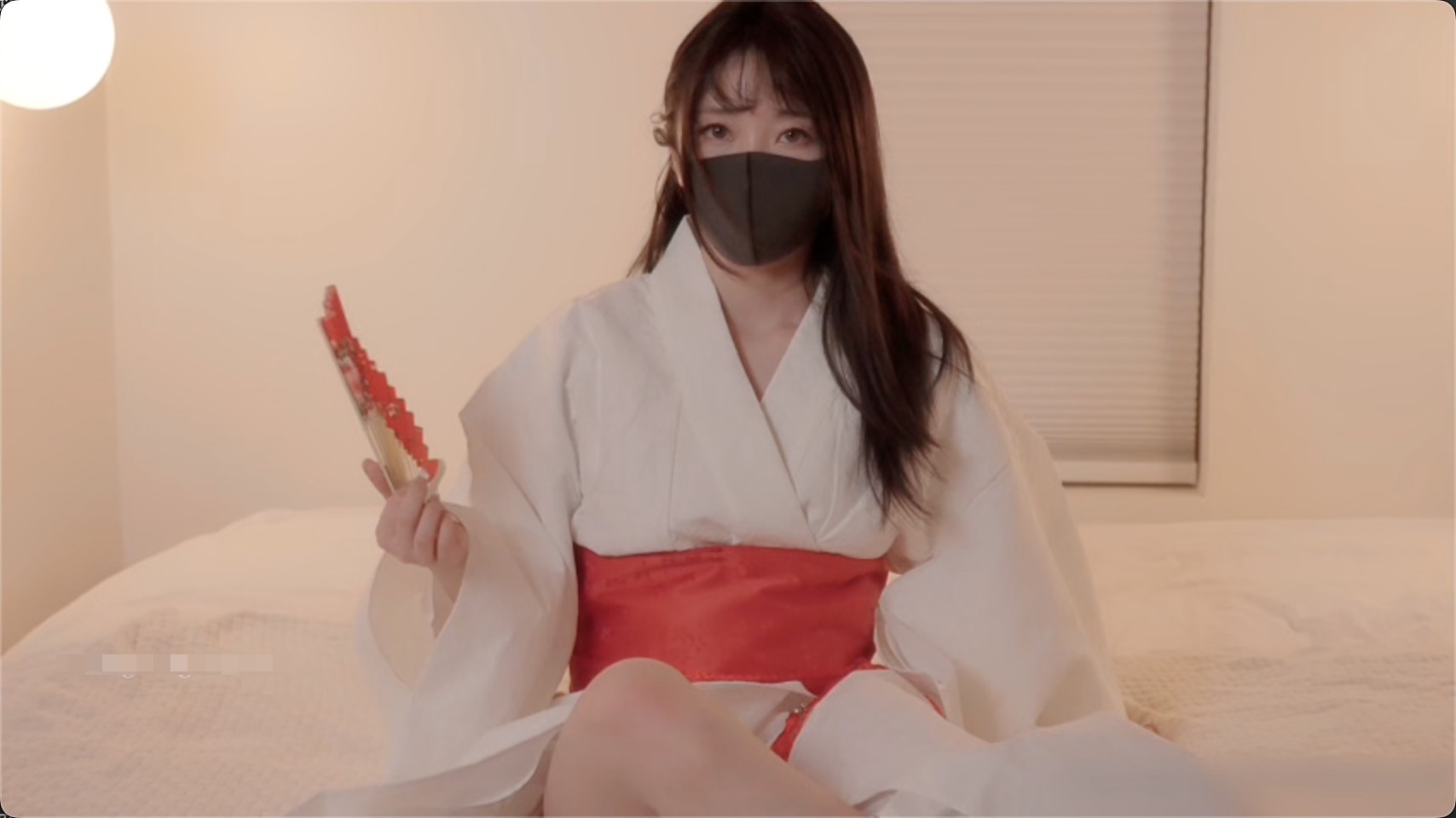 玩偶姐姐hongkongdoll 国产白虎粉嫩蜜穴，和服大屌自慰看着特别过瘾1