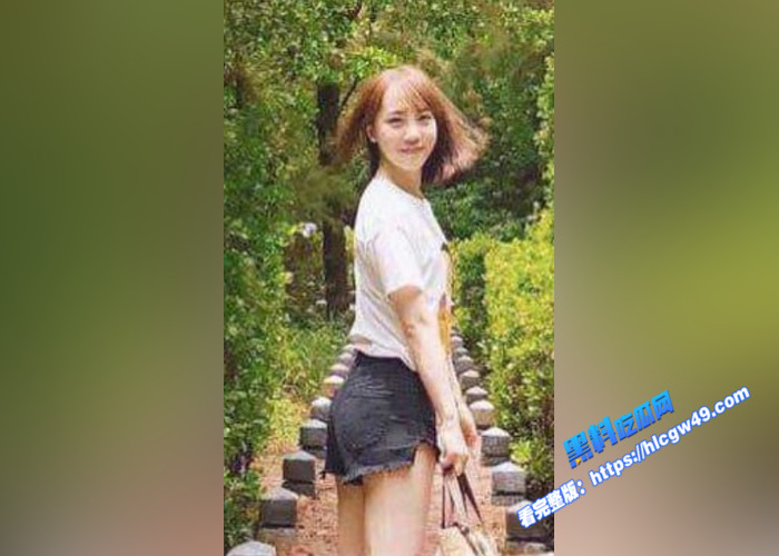 台湾嫩妹淋浴后到桑拿3P 火辣骑乘前后夹击 呻吟声最起码3个加号15