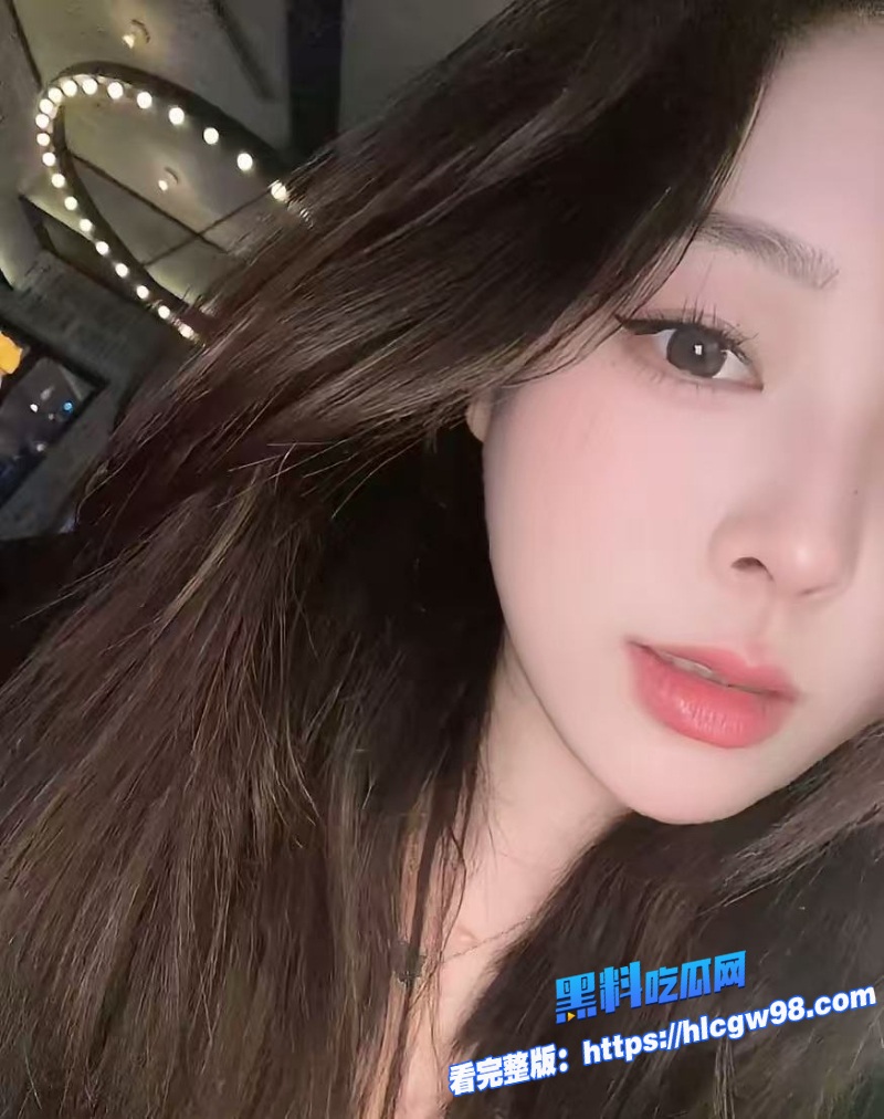 绿帽爱好者中年老公带巨乳颜值老婆约单男 图4 绿帽爱好者中年老公带巨乳颜值老婆约单男 图4