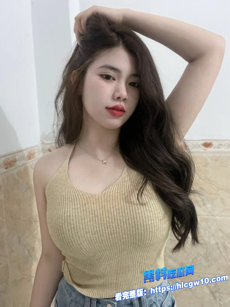 巨乳女神蒙脸跪舔大鸡巴肉丝美脚足交撩到爆炸直挺插入粉嫩骚逼11