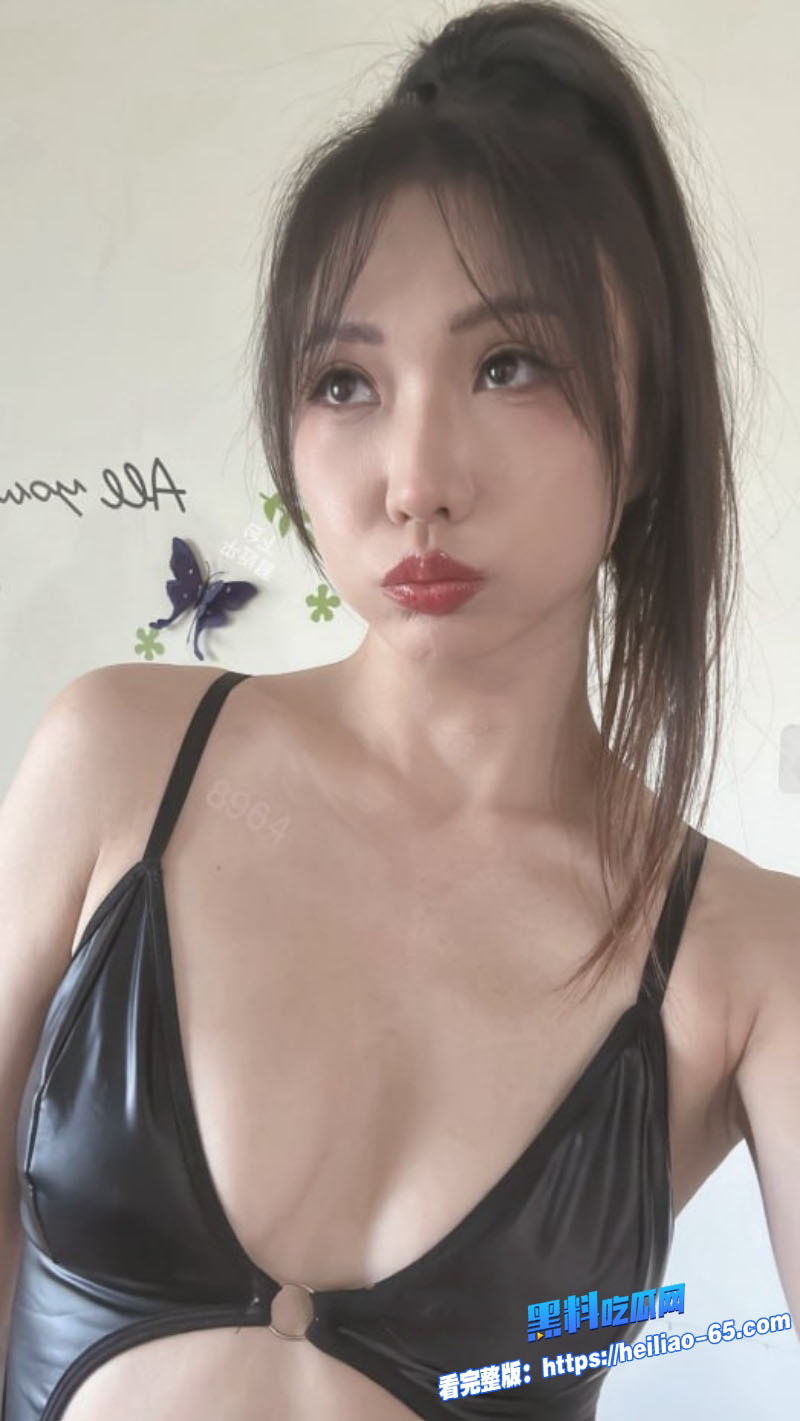 台湾极品福利姬Mio米欧新作男朋友出差要我自己好好玩巨屌小鲜肉疯狂抽插嫩穴到喷4 台湾极品福利姬Mio米欧新作男朋友出差要我自己好好玩巨屌小鲜肉疯狂抽插嫩穴到喷4