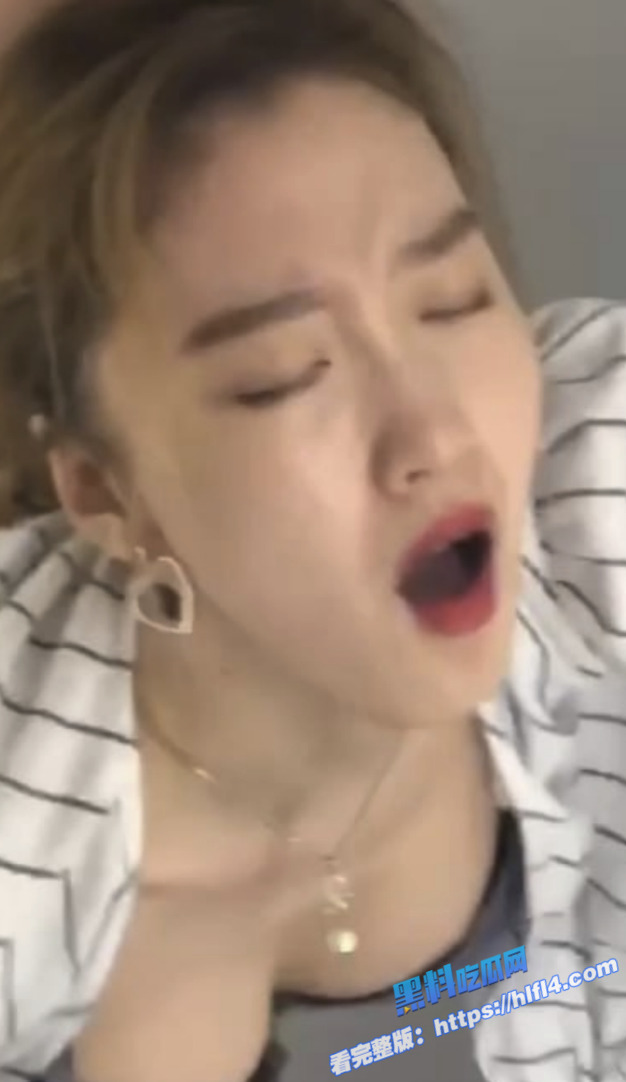 顶级身材高颜值美女 当狗视频被曝光 刮阴毛戴口球肛塞舔脚羞辱 极度反差！2