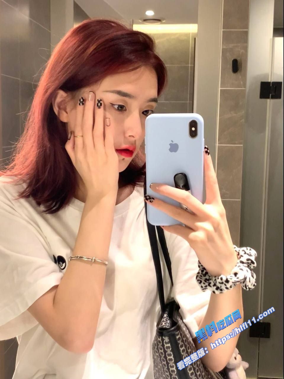 湖南舞蹈生小姐姐 高颜值露脸吃鸡毒龙 被金主玩弄调教视频曝光！1