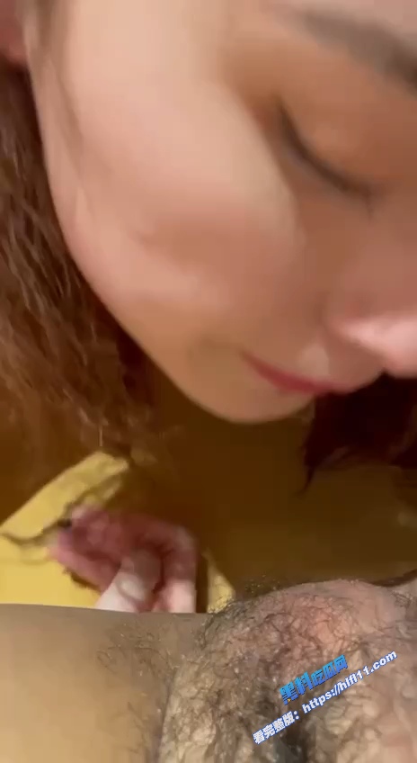 湖南舞蹈生小姐姐 高颜值露脸吃鸡毒龙 被金主玩弄调教视频曝光！5