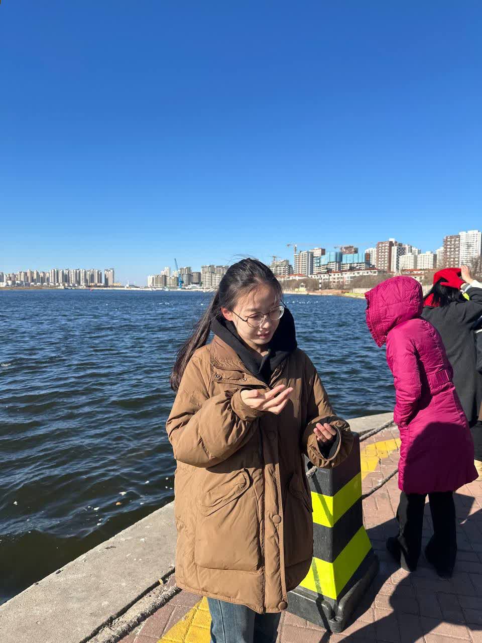 高校学霸眼镜美女性爱视频泄密!斯文外表穿情趣内衣被操得极度淫骚! 高校学霸眼镜美女性爱视频泄密!斯文外表穿情趣内衣被操得极度淫骚!