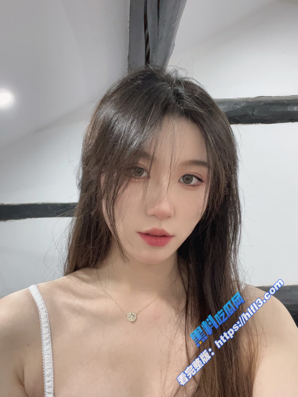 湖北美术学院 丁琦桂 时刻渴望主人爸爸的宠幸 这样的反差女婊你们喜欢吗？2