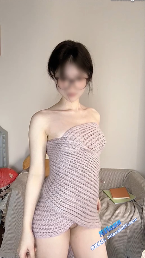 推特舞蹈福利姬 以安  舞蹈生就是不一样 跳舞就是好看顶跨裸舞！9
