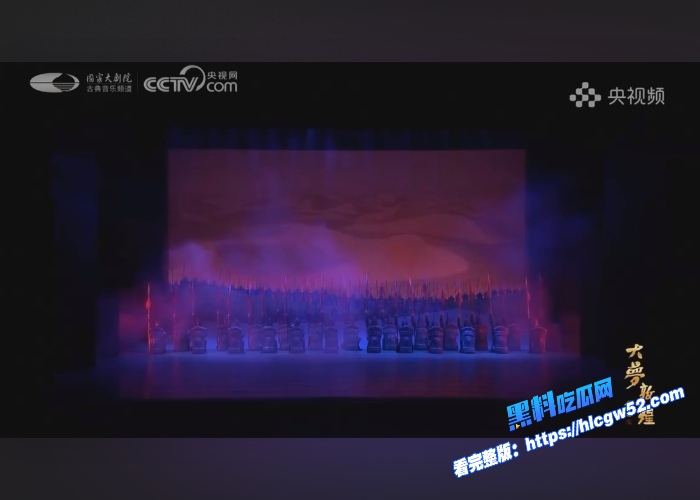 央视民族舞剧大梦敦煌全员身穿黑纱顶级身材两点全露乳晕清晰可见艺术成分拉满 图4WH700x500px