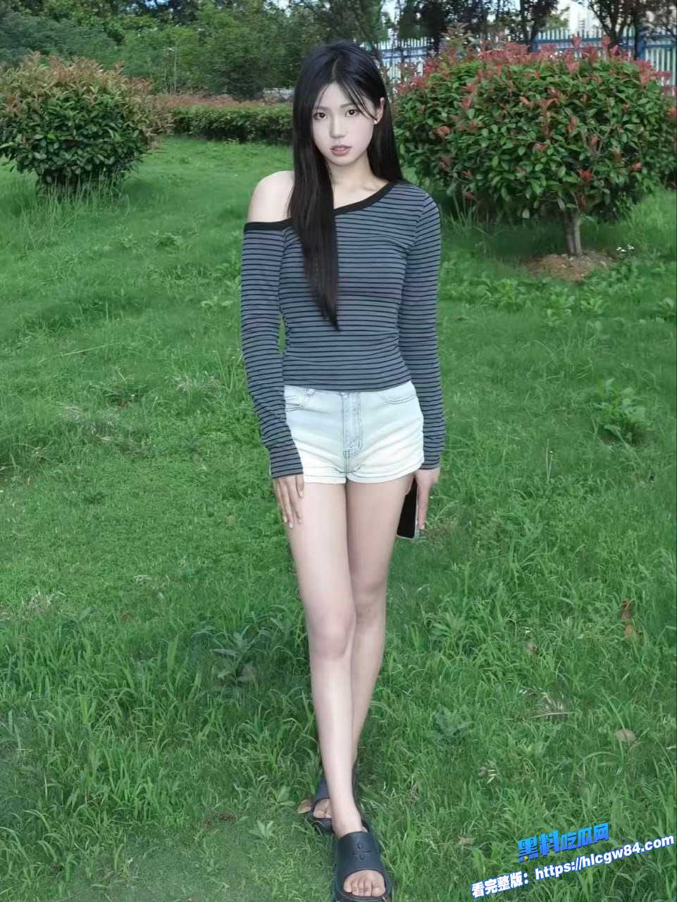 瓜友投稿 高颜值女大学生 刘晓丽 酒店约炮视频曝光，黑色情趣套装被炮友狂操 口爆后入各种姿势玩不停！图 3