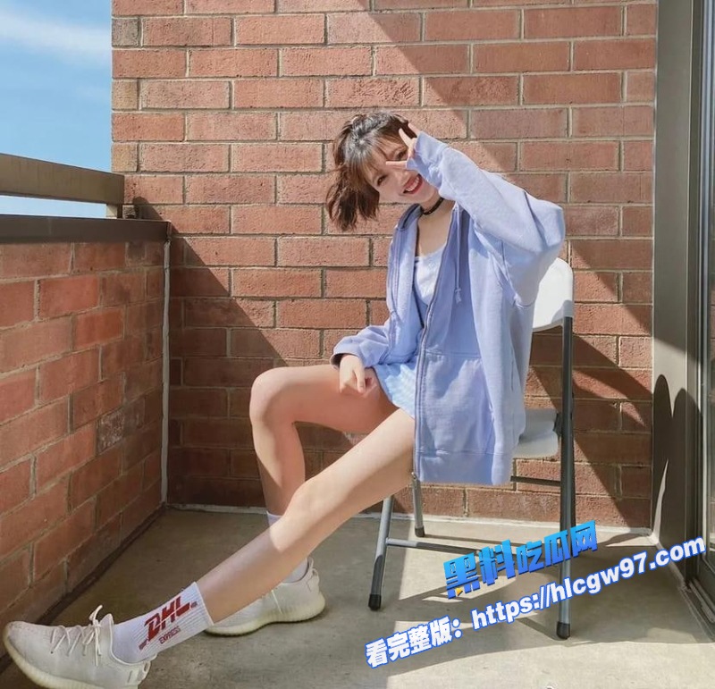亲生弟弟深夜强上会喷水的亲姐姐1 亲生弟弟深夜强上会喷水的亲姐姐1