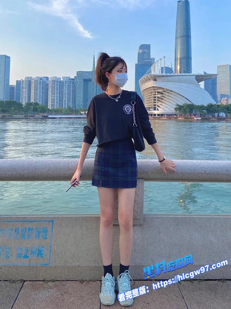 亲生弟弟深夜强上会喷水的亲姐姐2 亲生弟弟深夜强上会喷水的亲姐姐2