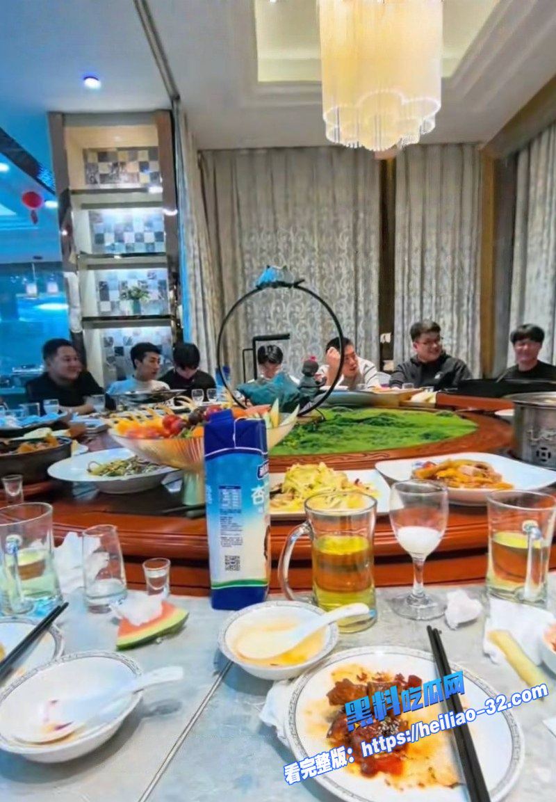 长沙20周年同学聚会惊爆15秒完整版流出昔日同窗重逢变人性修罗场2