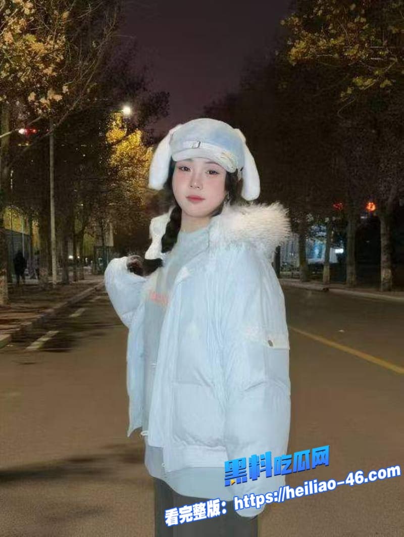 高颜值母狗上海西西淫骚女主播完整版视频身穿黑丝全程露脸无套后入疯狂爆操巨乳晃的人眼花缭乱 11
