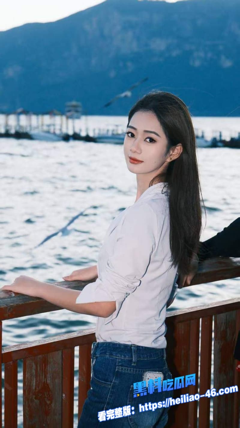 高颜值母狗上海西西淫骚女主播完整版视频身穿黑丝全程露脸无套后入疯狂爆操巨乳晃的人眼花缭乱 12